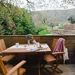 Ξενοδοχείο The Nest By Cooking And Nature