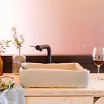 Ξενοδοχείο The Nest By Cooking And Nature