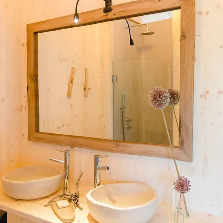 The Nest By Cooking And Nature Hotel Alvados