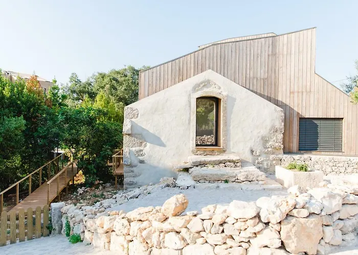 The Nest By Cooking And Nature Hotel